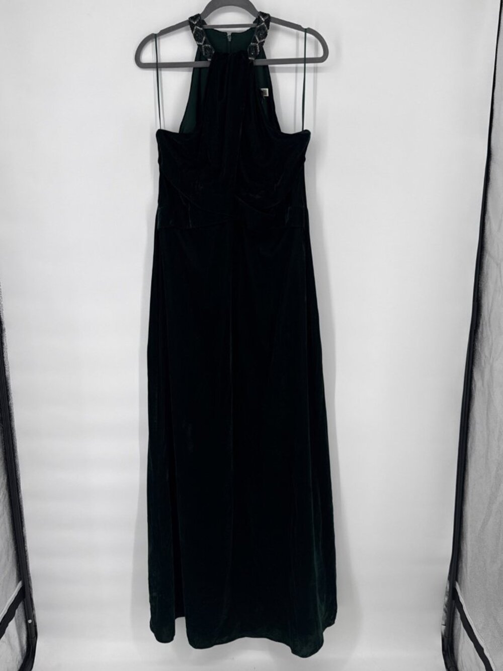 Lauren Ralph Lauren Women Size 14 Green Sleeveless Velvet Beaded Halter Gown NWT - Picture 5 of 14